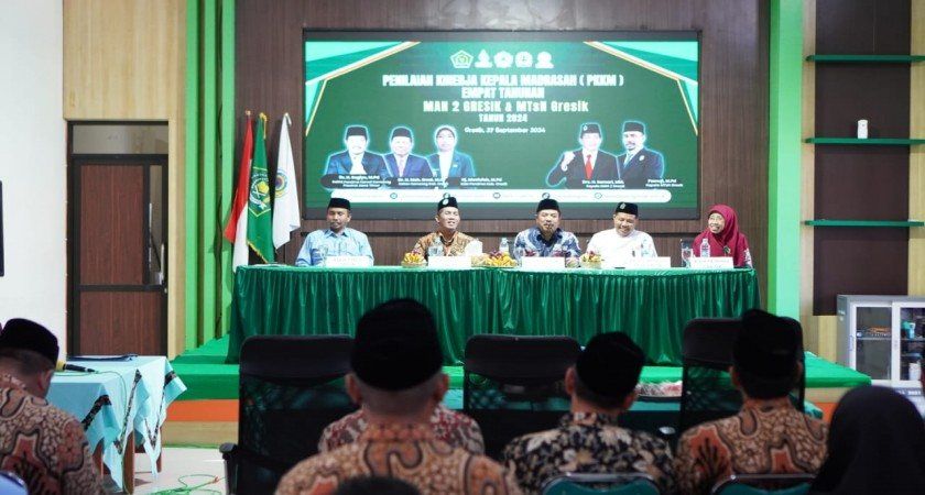 Penilaian Kinerja Kepala Madrasah (PKKM) MAN 2 Gresik dan MtsN Gresik Sukses Diselenggarakan di Aula MANDALA MAN 2 Gresik