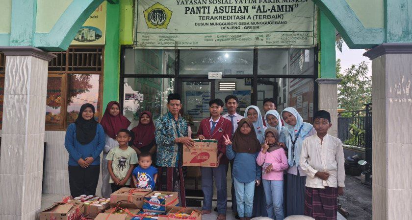 MAN 2 Gresik Gelar Bakti Sosial dan Penggalangan Dana dalam Rangka Peringatan Hari Anak Nasional